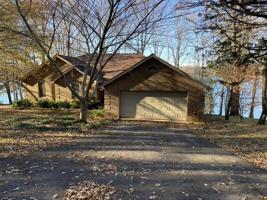 160 Ridgefield Cir