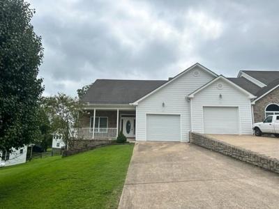 112 Rose Dr