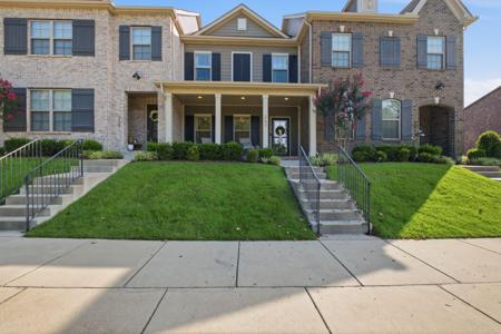 257 Claremont Ct