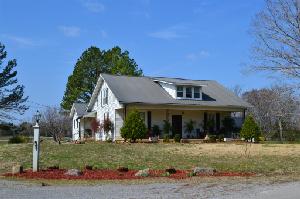 1334 Smith Bend Ln