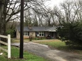 701 Sunshine Ln