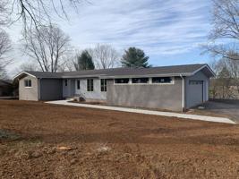 114 Hickory Hill Dr