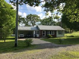 223 Lee Cir