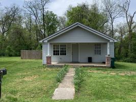 425 Laura Ave