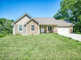 210 Eagle Crest Dr