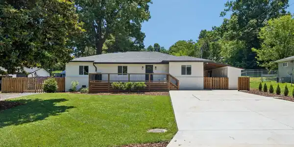 3312 Mountain View Drive