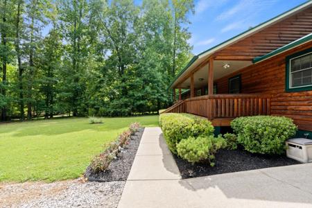 2446 Eastbrook Rd