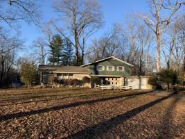 104 Lake Crest Ln