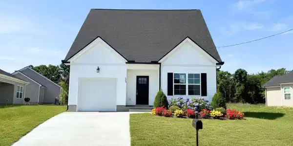 1304 Lakewalk Dr