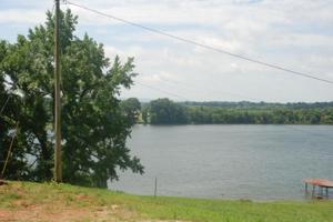 517 Flower Lane Dr