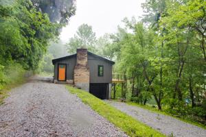 2690 Pucketts Point