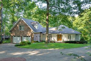270 Ridgewood Dr