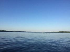 650 Lakeshore Dr N