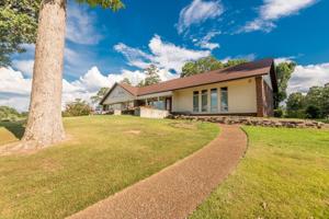 400 Maury Ln