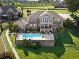1424 Skypark Rd