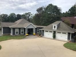274 Holland Dr