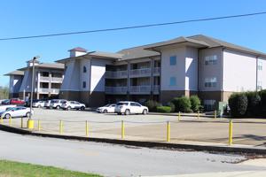 6122 Bay Village Dr