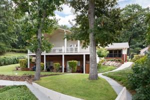 965 Veterans Dr