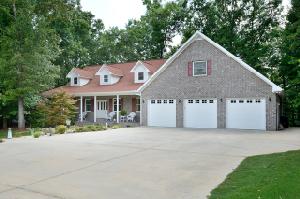 495 Lakefront Dr