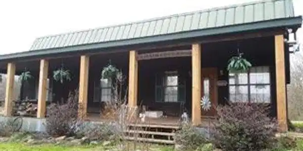 100 Garrett Rd