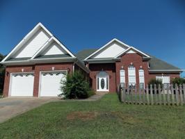 22 Colleen Dr