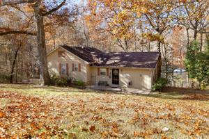160 Ridgewood Dr