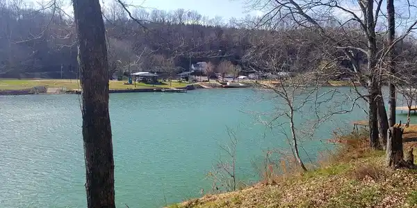 1098 Waters Edge Dr