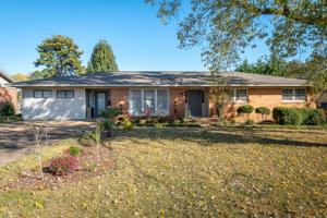 525 Lakeside Dr W