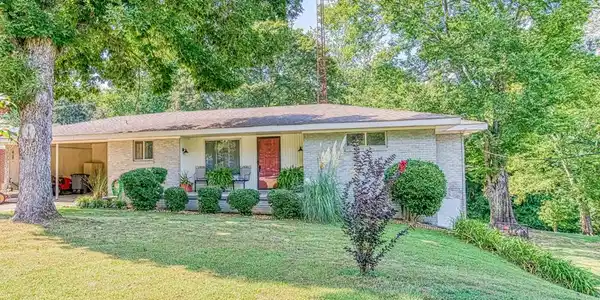 107 Ridgecrest Dr