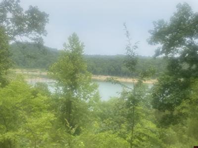 001 LAKEVIEW DRIVE