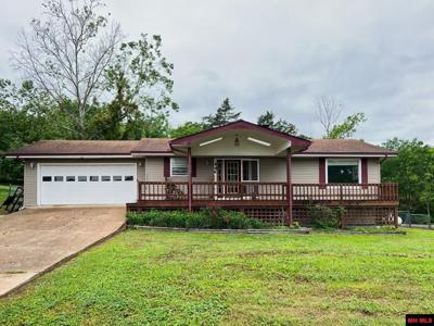 46 SHORELINE DRIVE