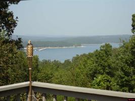 75 BAY HILL PLACE