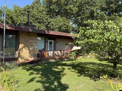 325 WAYNE DRIVE