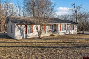 678 WOODS POINT ROAD