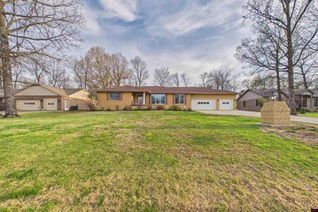 387 BAYPOINT DRIVE