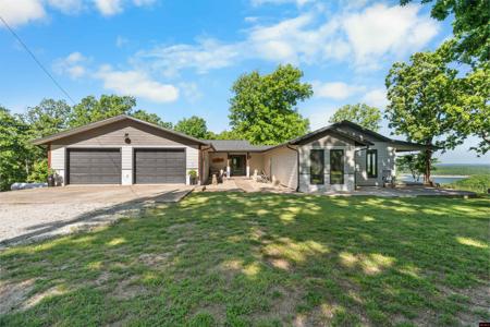 537 EAGLE LANE