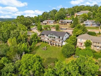 153 LONE TREE DRIVE