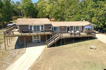 257 LARKSPUR LANE