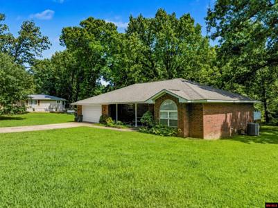 510 EDGEWOOD BAY DRIVE