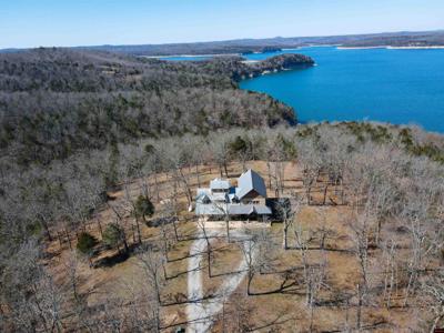 197 SHORELEAVE LANE