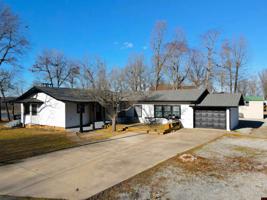32 SPICEWOOD LANE