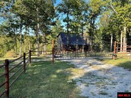 2293 BOGGY POINT COVE