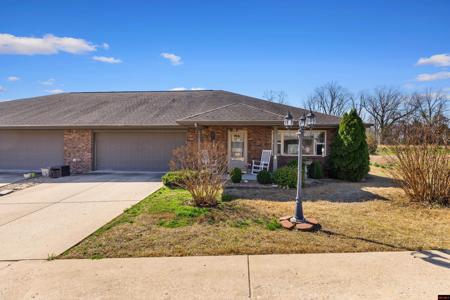 38 DEVONSHIRE CIRCLE