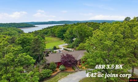 1570 LAKE POINT DRIVE