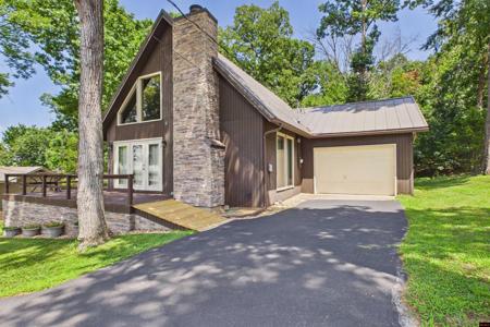 673 BLUFF DRIVE