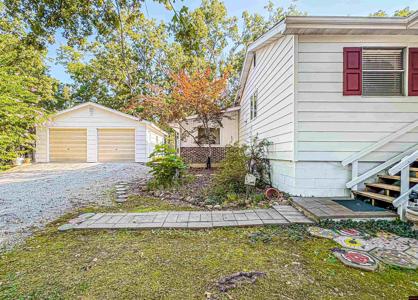 201 CEDAR TREE DRIVE
