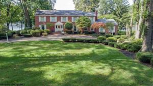 445 Lakeview Manor Drive