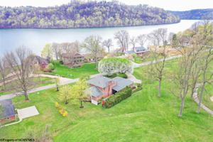 308 Lakeview Drive