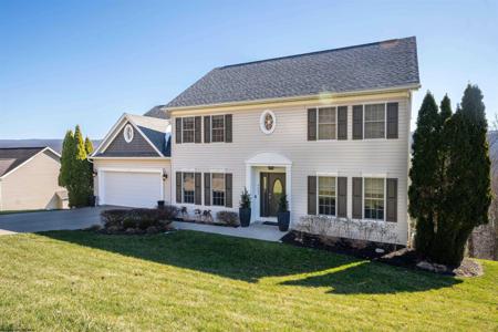 4005 Shadybrook Circle