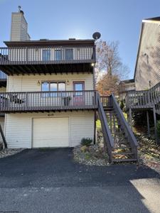 615 Mariner Village
